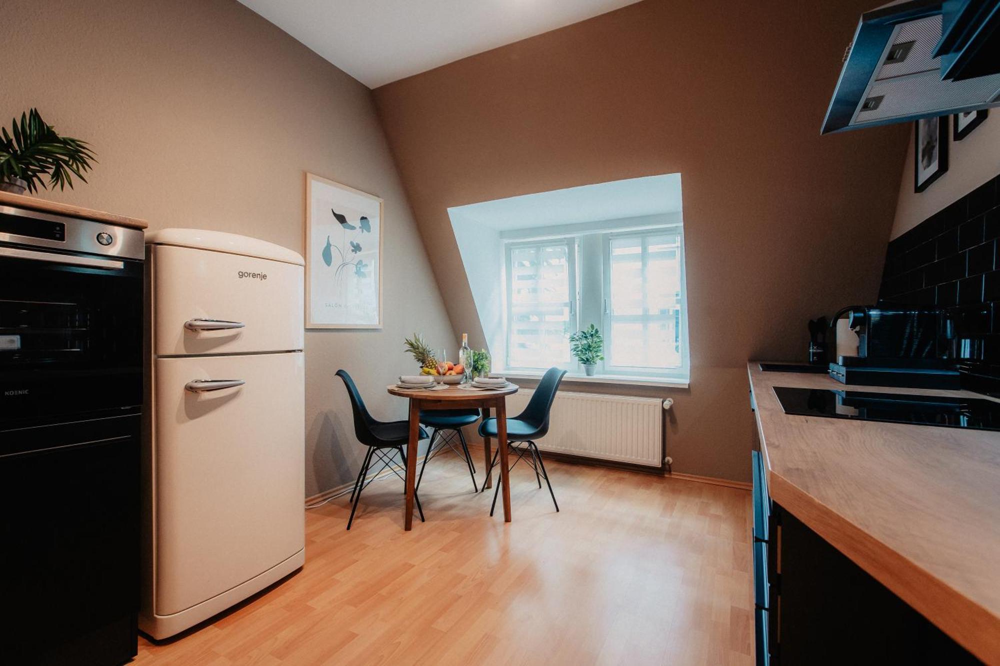 Luga Homes - Chausseehaus Apartment
